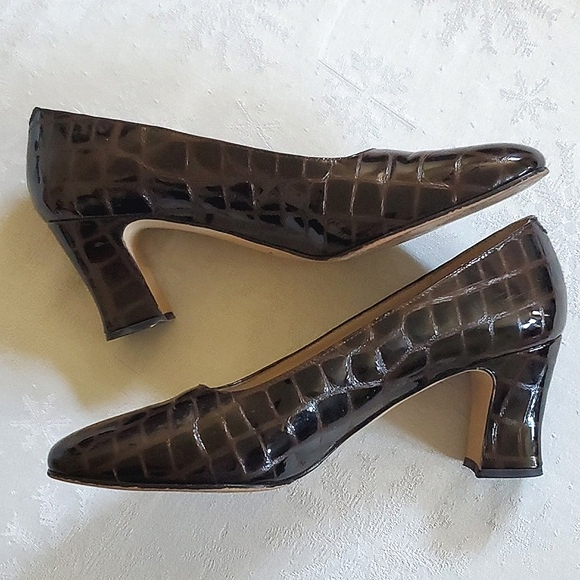 Etienne Aigner Brown Leather Heel Shoes Women's Size 10 - Picture 8 of 13